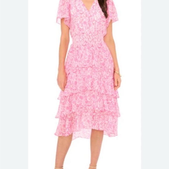 Vince Camuto Dresses & Skirts - NWT Vince Camuto Pink Floral Tiered Pullover Midi Dress Size 16
